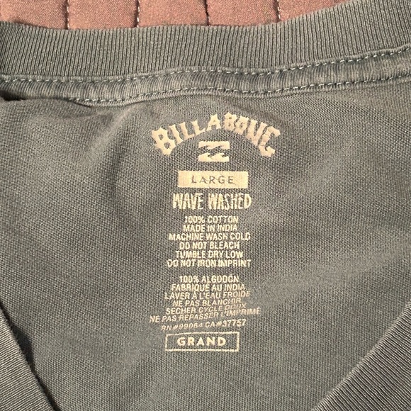 Men’s Billabong T-Shirt - Picture 2 of 3